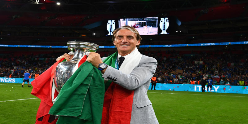 Roberto Mancini: The Brilliant Football Coach with a Winning Strategy